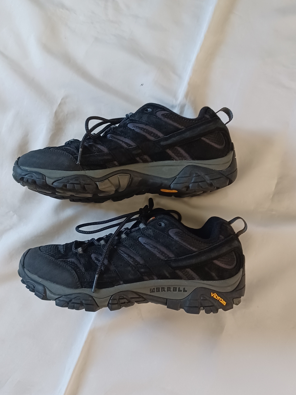 Merrell Mens Moab 2 GTX Lowrise Hiking Boots Shoes Sneakers Black Vent Size 10.5 - Picture 3 of 8